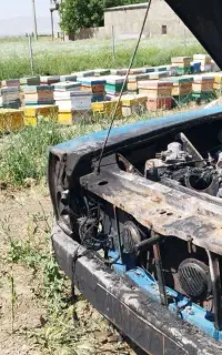 نیسان دیزلی آبی رنگ مدل ۹۴ برج۱۱