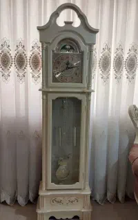 ساعت ایساده چوبی