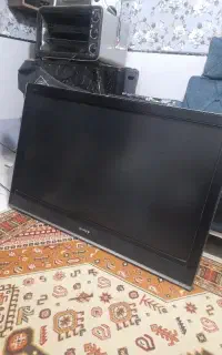 تلوزیون سونی براویا ۴۳ با پایه دیواری