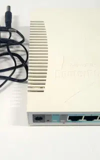 روتر بی‌سیم میکروتیک مدل RB951G-2HnD