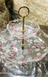 ظروف سرو و‌پذیرایی