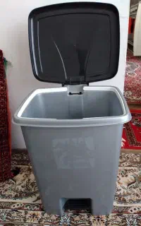 سطل آشغال درب پدال بزرگ