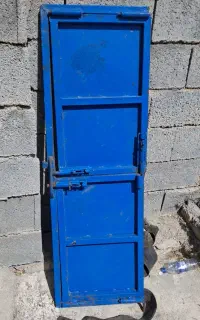 در عقب نیسان