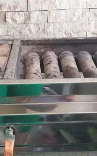 باربیکیو کباب پز اهن درجه یک با پایه و گاز پلوپز
