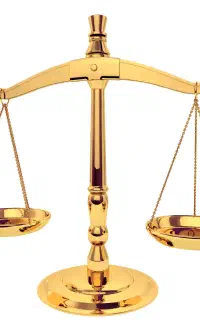 وکیل دادگستری حرفه ای در دعاوی حقوقی و کیفری