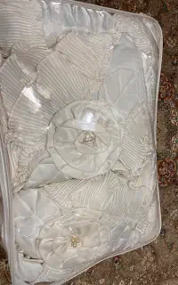 روتختی عروس کاملا نو ساتن نباتی