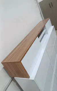 پخش عمده و تکی میز TV