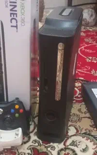 ایکس باکس ۳۶۰ به همراه کینکت