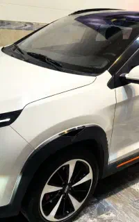 ام وی ام ایکس 33 کراس اتوماتیک