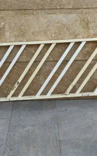 نرده ومخزن گاز ولوله گاز