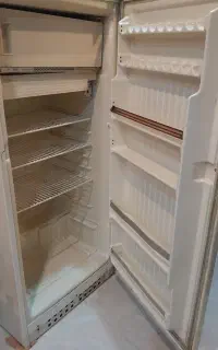 یخچال فروشی
