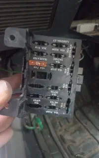 خدمات فنی برقکاری ماشین سیار