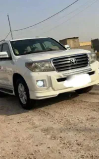 لندکروزر 2013