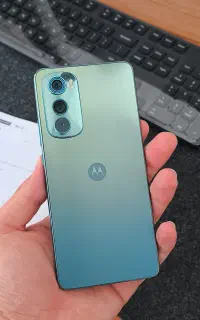 Motorola Edge 30 پرچمدار موتورولا