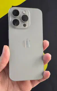 IPhone 15 pro CH