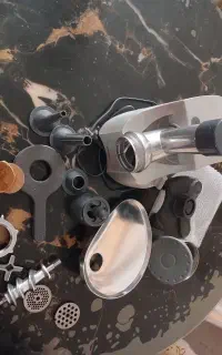 چرخ گوشت و غذاساز 16 کاره با آبمیوه گیری
