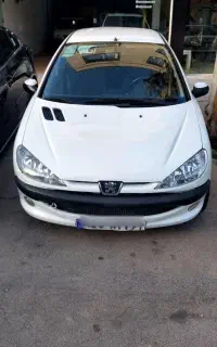 ۲۰۶ وی ۸