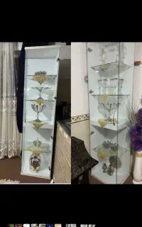ویترین شیشه ای