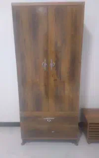 سه عدد کمد لباس ،کمد لوازم اریشی وجا لباسی ست کامل