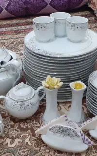 سرویس چینی ۱۸ نفره