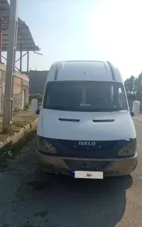 مینی بوس