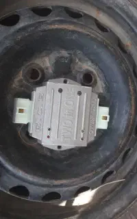 مگنت دو فیش برای خودرو