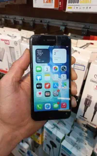 ایفون Se 2020 فروش و خریدار و معاوضه با گوشی شما