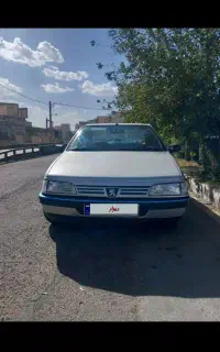 ۴۰۵ مدل ۸۵ یک لکه رنگ فنی درجه ۱ معاوضه با وانت