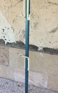 آویز لباس فلزی