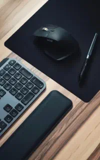 استخدام منشی خانم با حقوق عالی در محیط امن