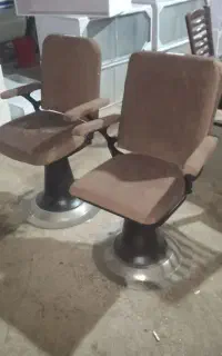 نشیمن اصلاح آرایشگاهی