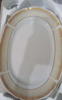 چینی6نفره نو مناسب جهیزیه
