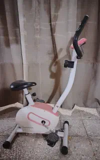 دوچرخه ثابت ورزشی