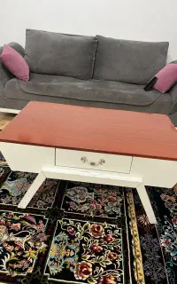 میز و جلو مبلی