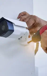 خدمات نصب و راه اندازی دوربین مداربسته و دزدگیر