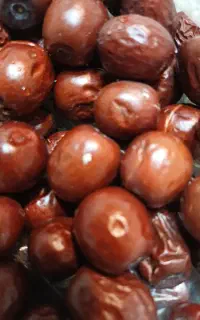 عناب دو نمونه