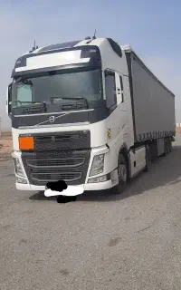 راننده پایه یک هستم  ، کمکی یا تحویلی کار میکنم