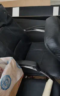 صندلی اداری و انتظار