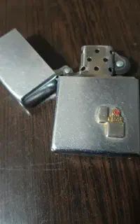 فندک zippo اصلی   USA  جنس برنج لعاب نقره