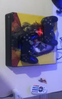 پلی‌استیشن 4 اسلیم 1 ترابایت . PS4 Slim