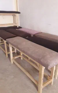 نیمکت چوبی