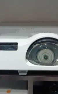 ویدیو پرژکتور اپسون 530 محیط پر نور