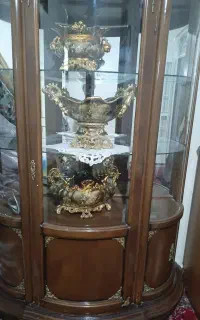 بوفه چوبی سالم بدون خط و خش