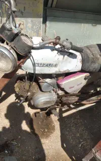 سوزوکی ۱۰۰