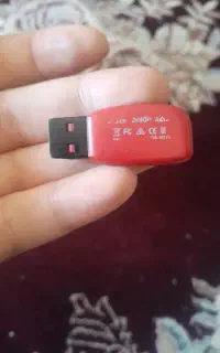 فلش ۶۴ گیگ