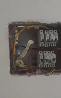 برقکاری و لوله کشی ساختمانی