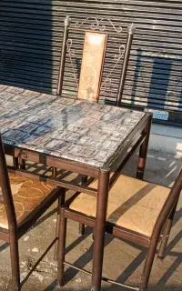 میز و صندلی غذاخوری