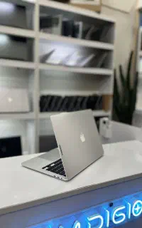 Mac pro 2020 i7 اوپن باکس