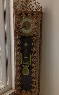 ساعت ایستاده برنزی سالم و بدون مشکل