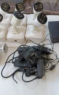 دوربین مدار بسته با کلیه لوازم 4k